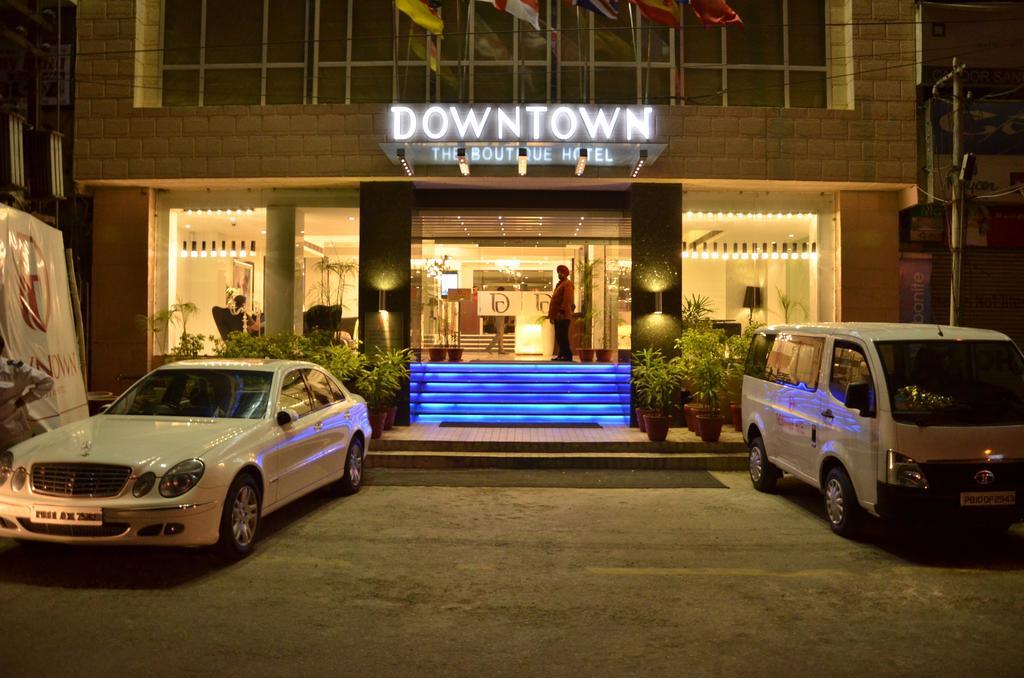 Hotel Down Town Jalandhar Exteriör bild