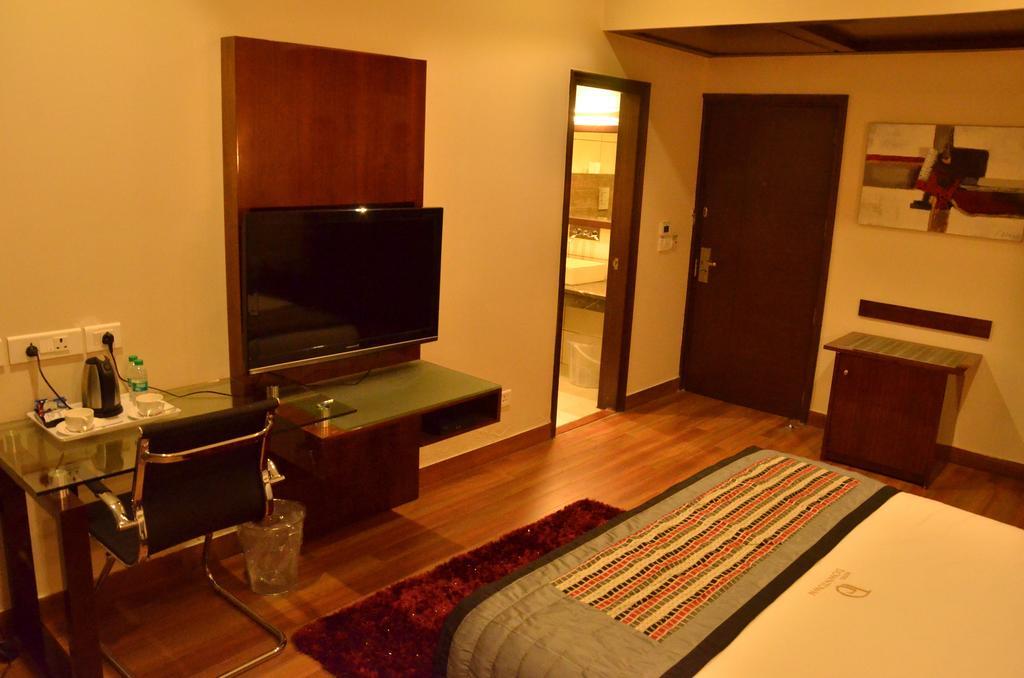Hotel Down Town Jalandhar Rum bild